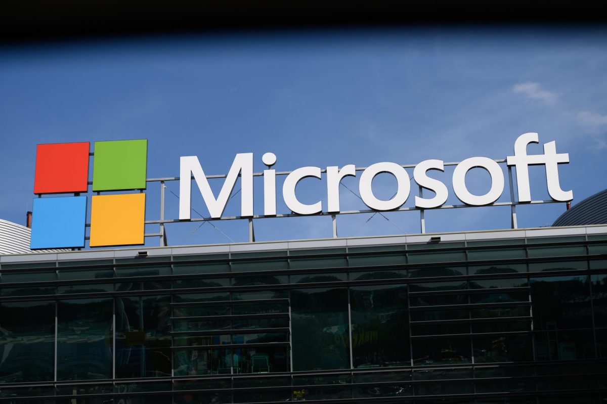 Microsoft Granted Chinese Engineers Access to U.S. Defense Department Data
