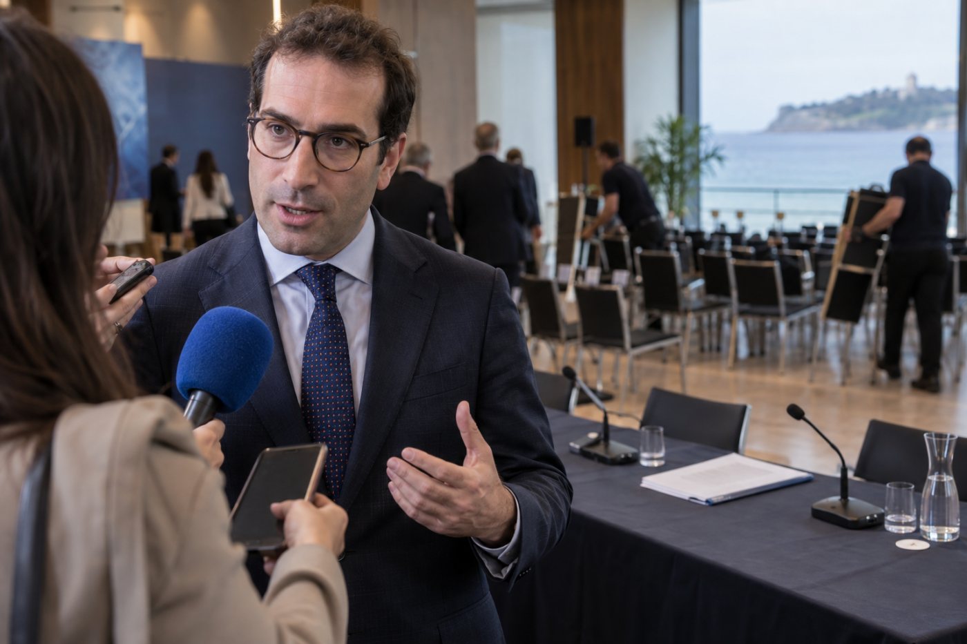 Carlos Cuerpo anuncia en Santander la futura convocatoria del acuerdo tripartito sobre inteligencia artificial