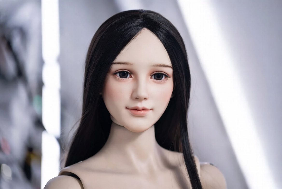 Origin F1: Новый стандарт эмоционального ИИ от AheadForm