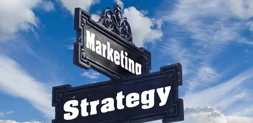 How to Build and Maintain a Strong Brand Identity on Social Media