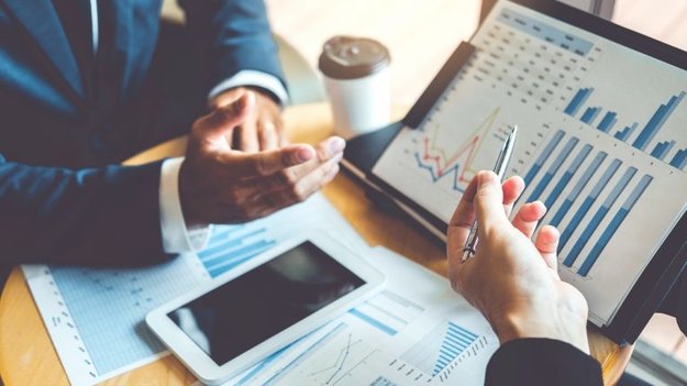 Индивидуальный инвестиционный советник: как им пользоваться