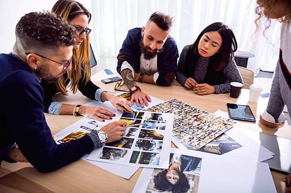 Кто такой арт-директор, сколько зарабатывает специалист и как им стать