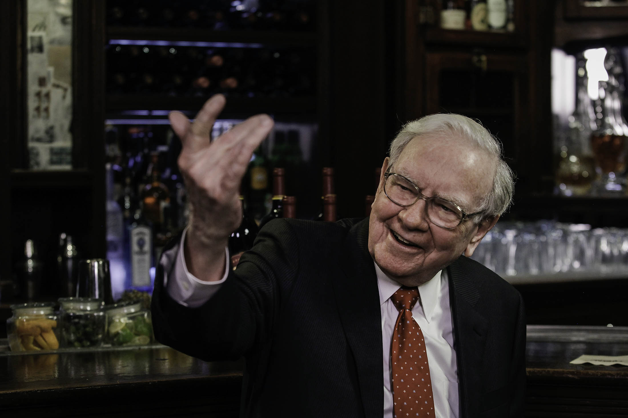 94-Year-Old Warren Buffett Announces Plans to Give Away $147 Billion When He Dies