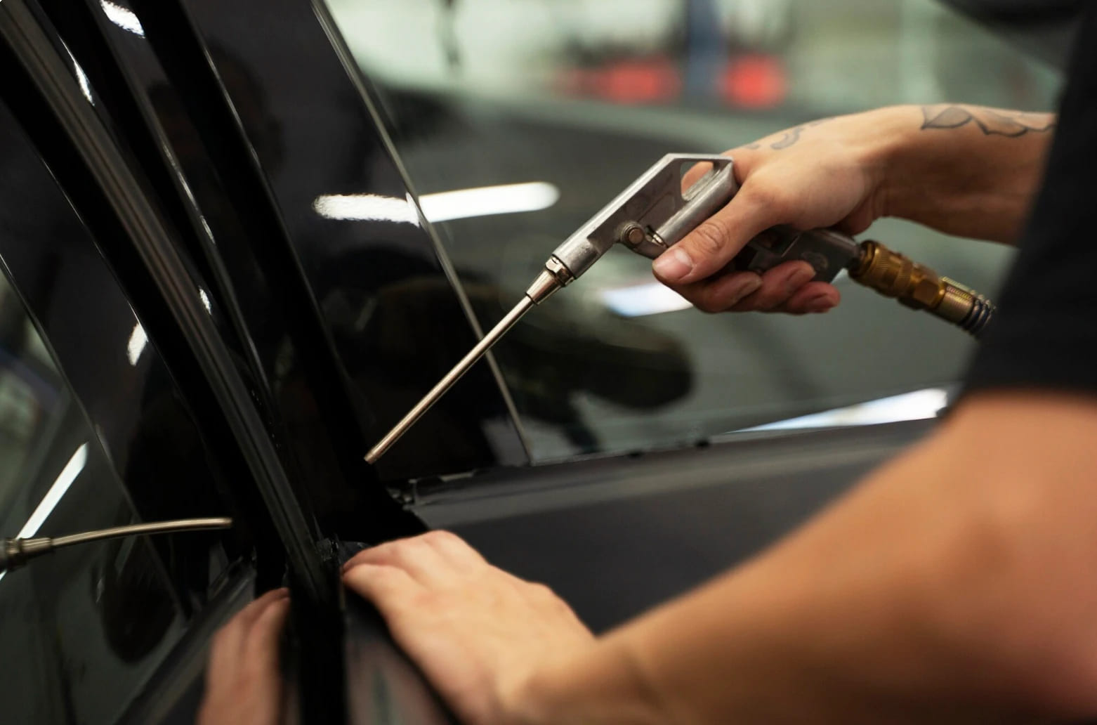 The Complete Guide to Tinting in Dubai: Laws, Benefits, and Best Options