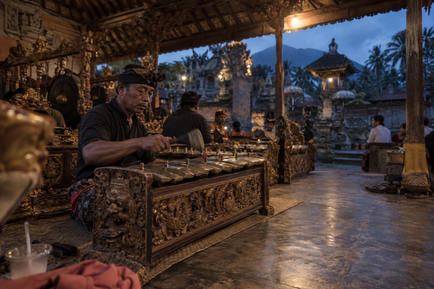 Pemain gamelan di Bali menampilkan karya yang penggunaannya perlu tercatat agar royalti dapat ditelusuri.