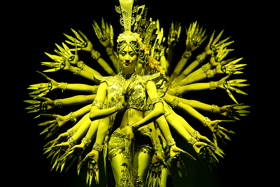 Scientists Say They're Near Augmenting Human Bodies With Extra Limbs