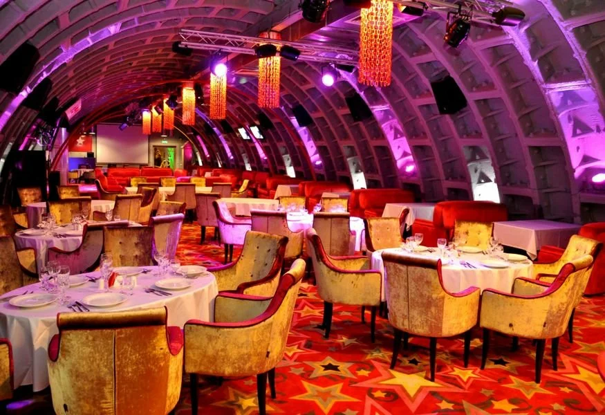 Сколько стоит ужин в самых необычных ресторанах мира