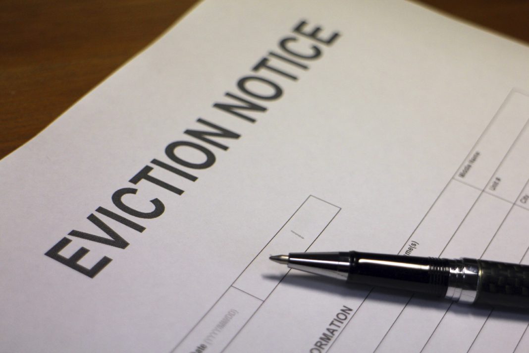 How to Serve an Eviction Notice Online