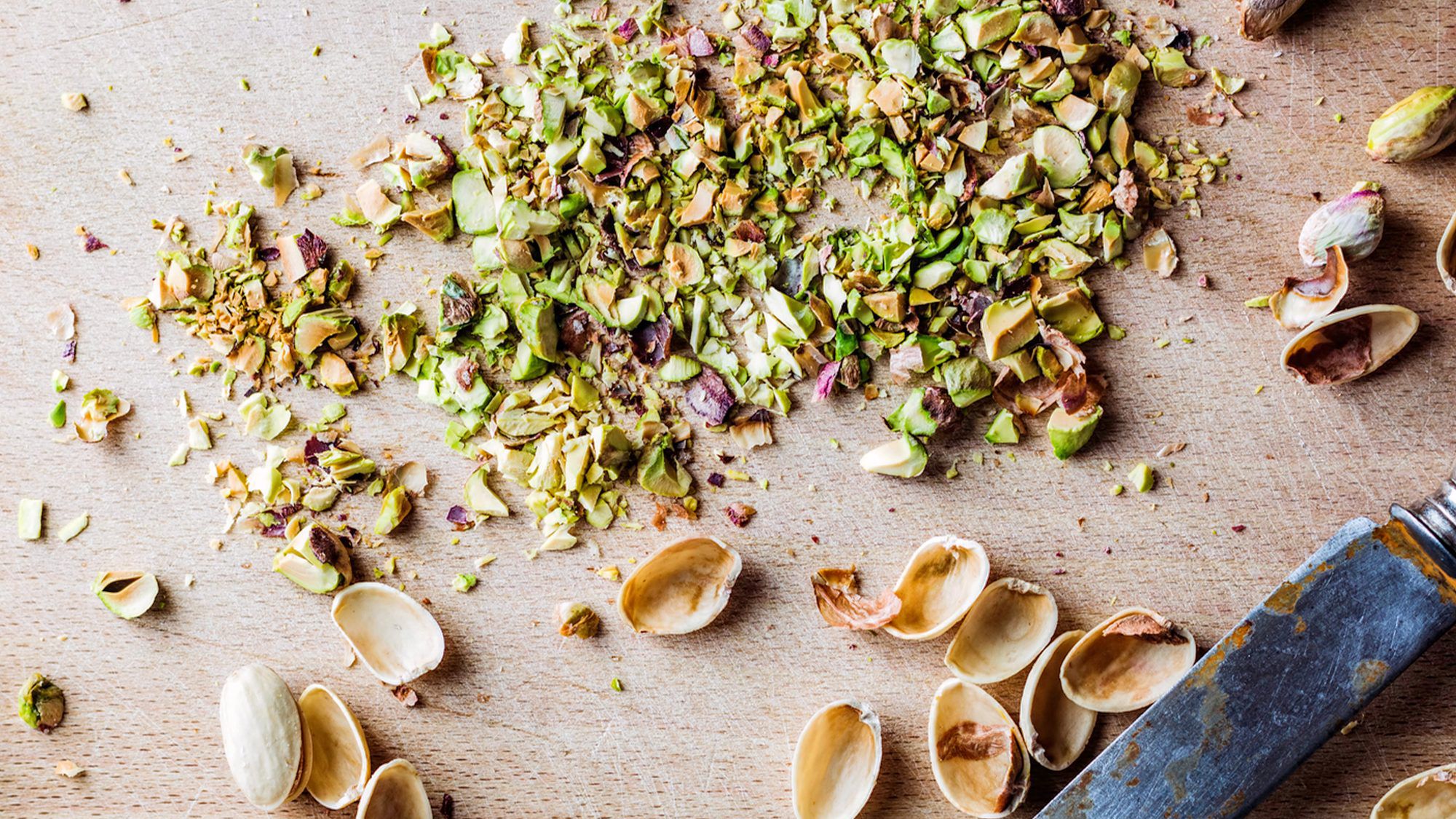 Top 5 Benefits of Pistachios that Keep us Happy