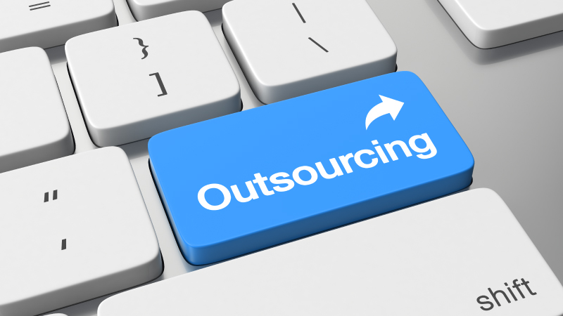 What are The Benefits of Outsourcing E-Commerce Business