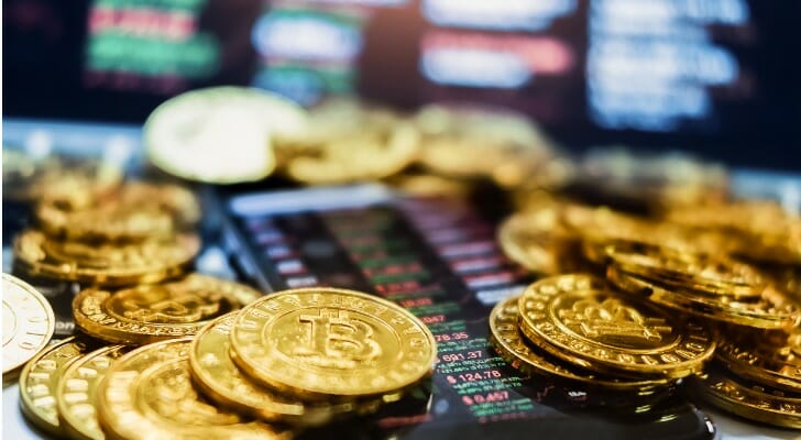 5 Things to Consider Before You Invest on Cryptocurrencies