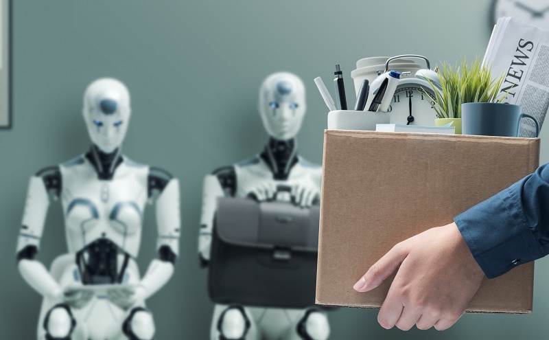 Billionaire Sips Margaritas as He Predicts How AI Will Kill Jobs for the Most Desperate People