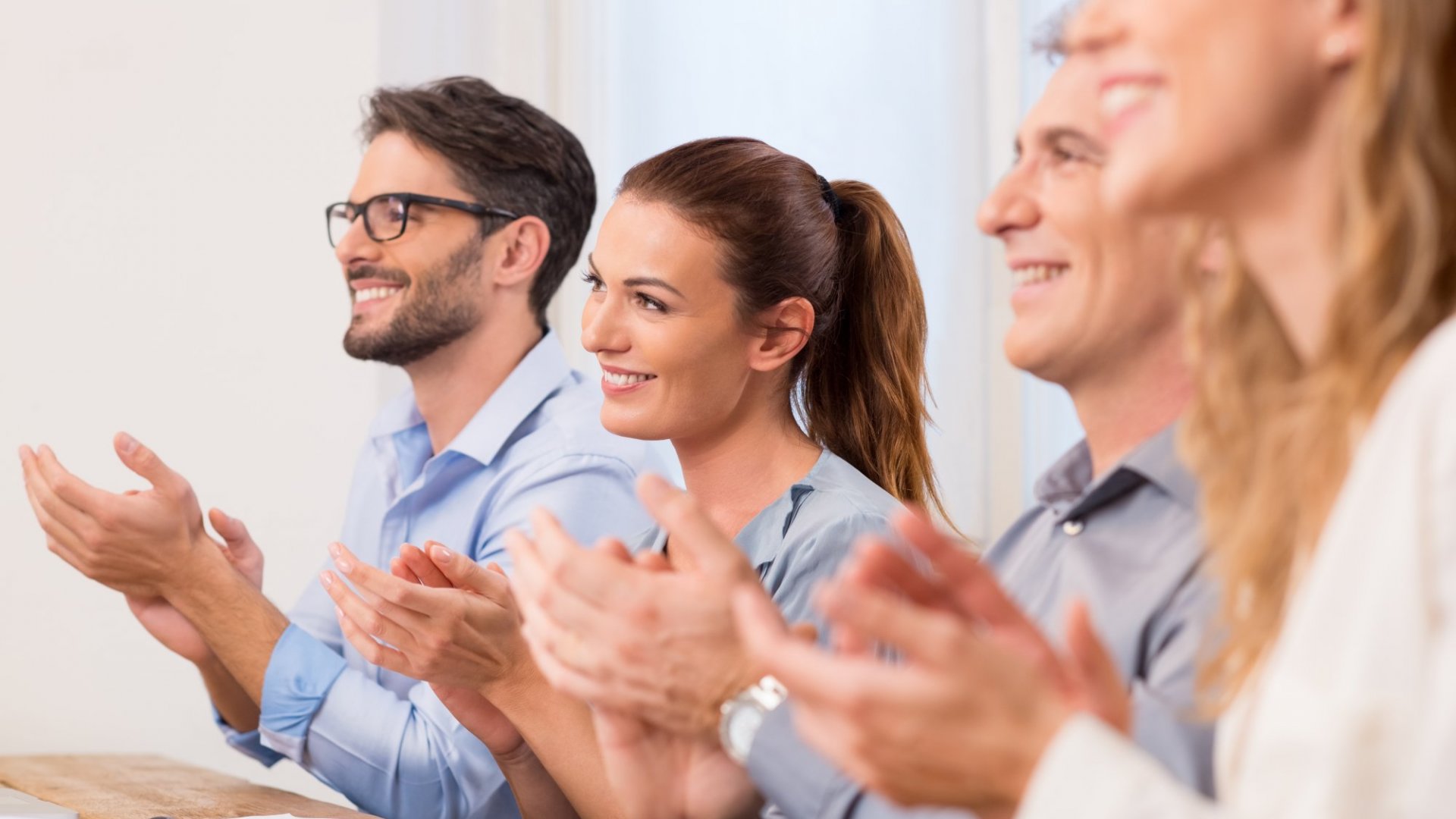 Strategies for Capturing Your Audience’s Attention During a Presentation