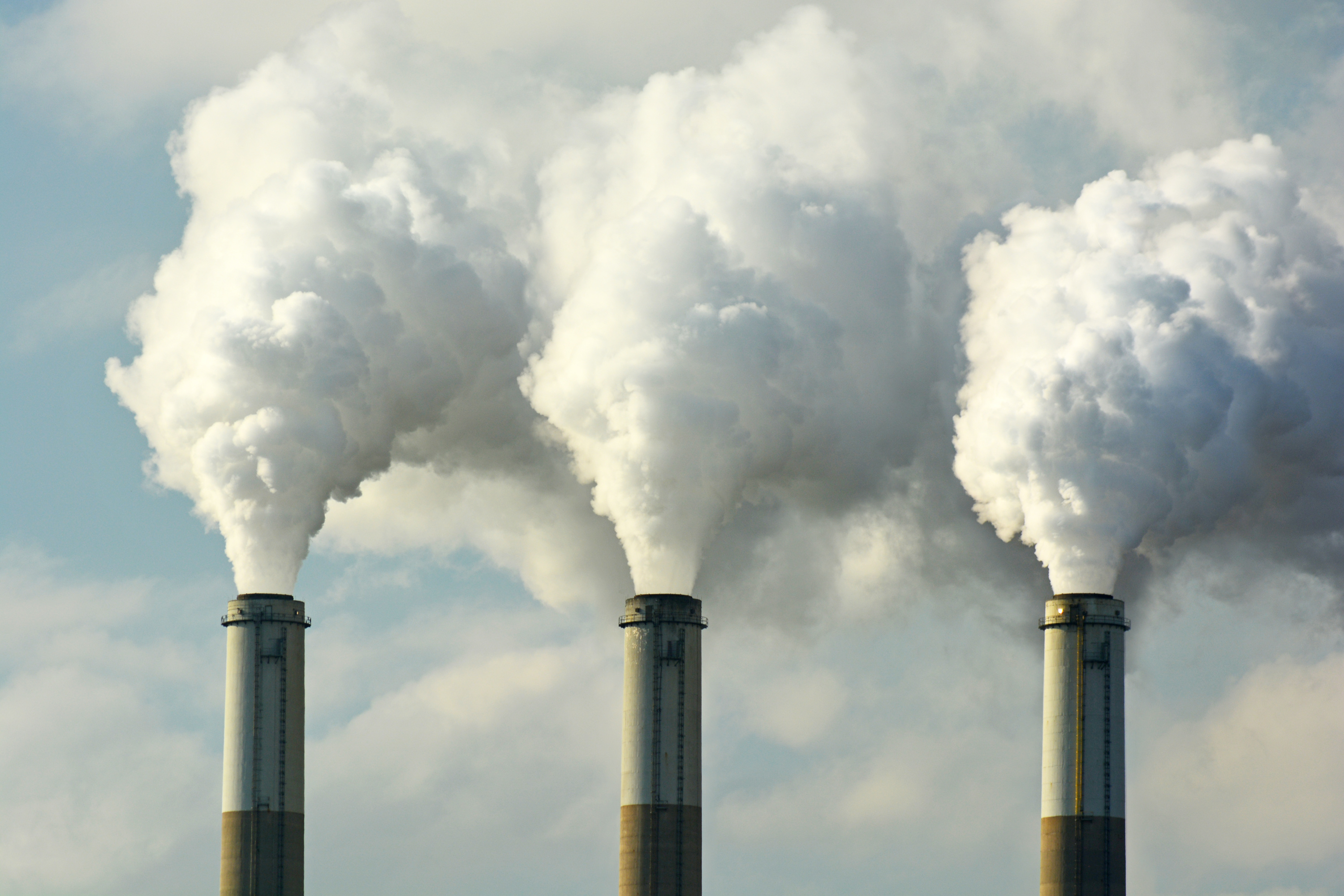 Bizarre Device Sucks CO2 From Atmosphere and Turns It Back Into Fuel