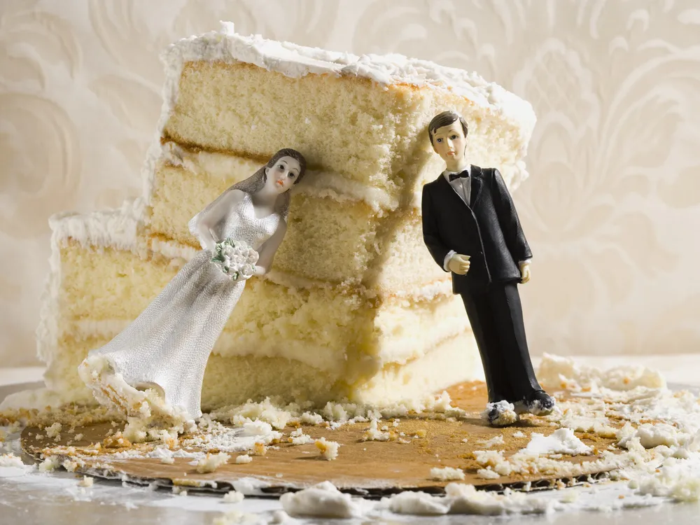 Older adults share the 25 subtle signs that 'a marriage won't last'
