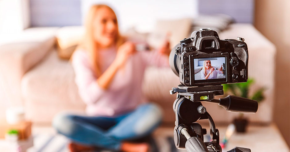 Как стать популярным блогером и зарабатывать деньги на этом: секреты успеха + полное руководство