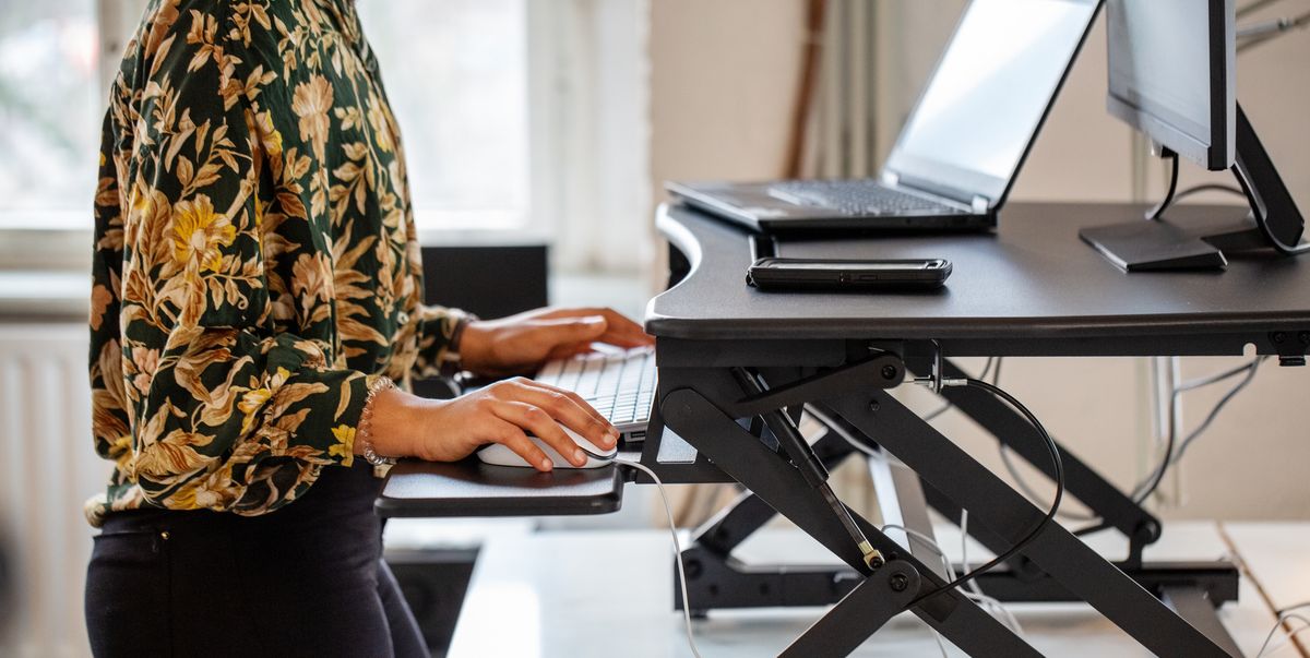 What Role is The Standing Desk Playing in The Modern Workplace?