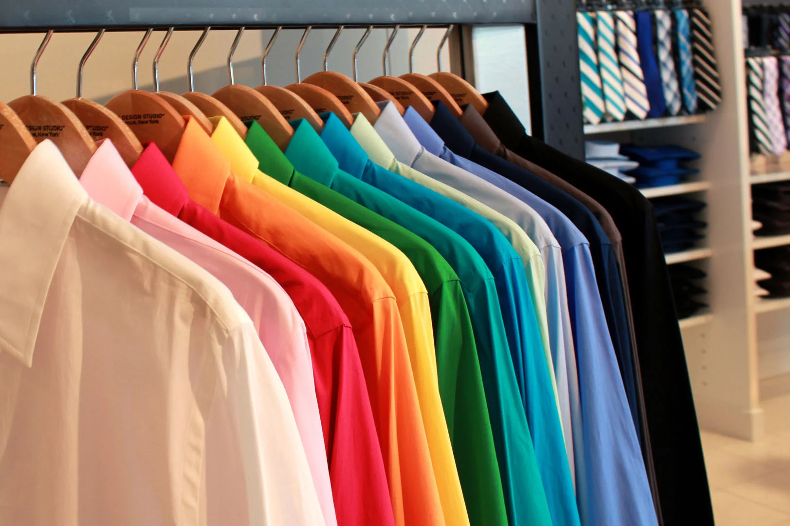 Как найти поставщиков одежды для интернет-магазина