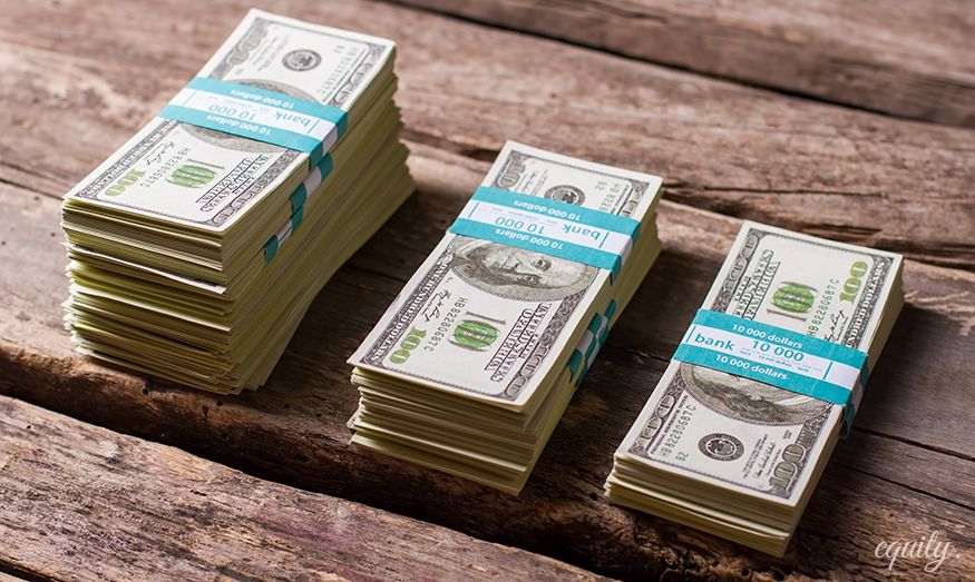 Вино, картины, Lego: необычные способы вложить деньги