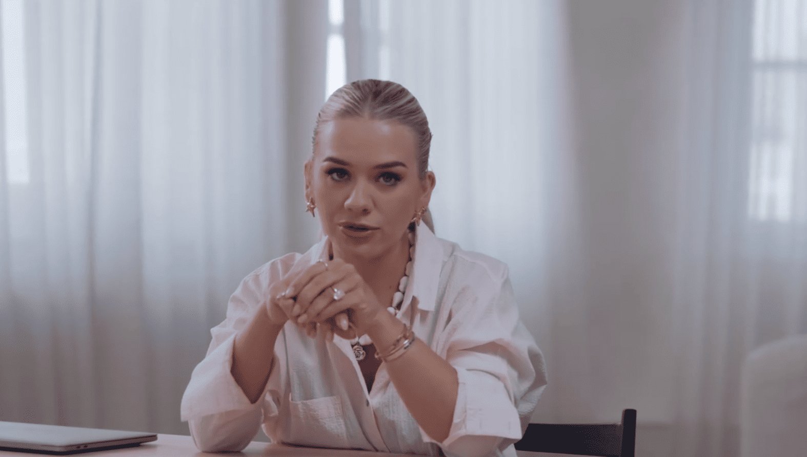 AI Agents Are Replacing Creator Managers: Retrograde’s Emma Leads the Charge