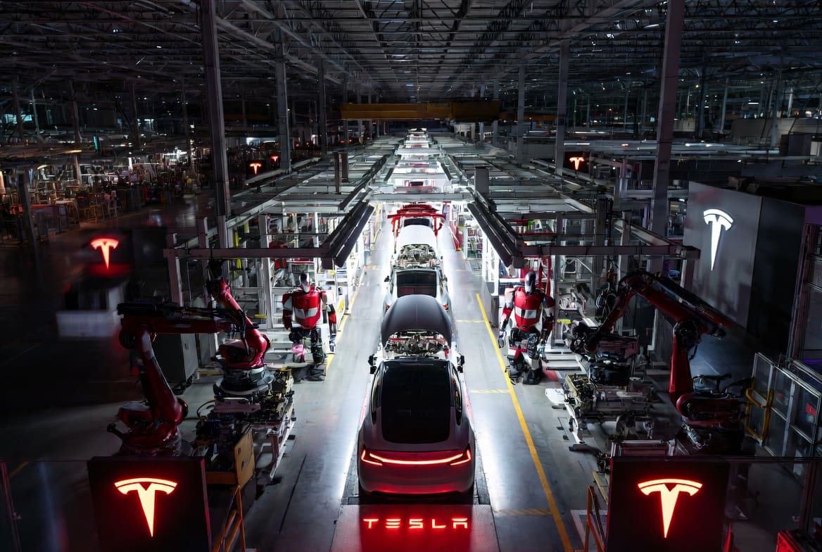 Скрытый смысл логотипа Tesla: почему буква «T» на самом деле — электрический мотор