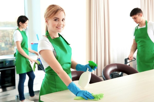 Клининг vs самостоятельная уборка
