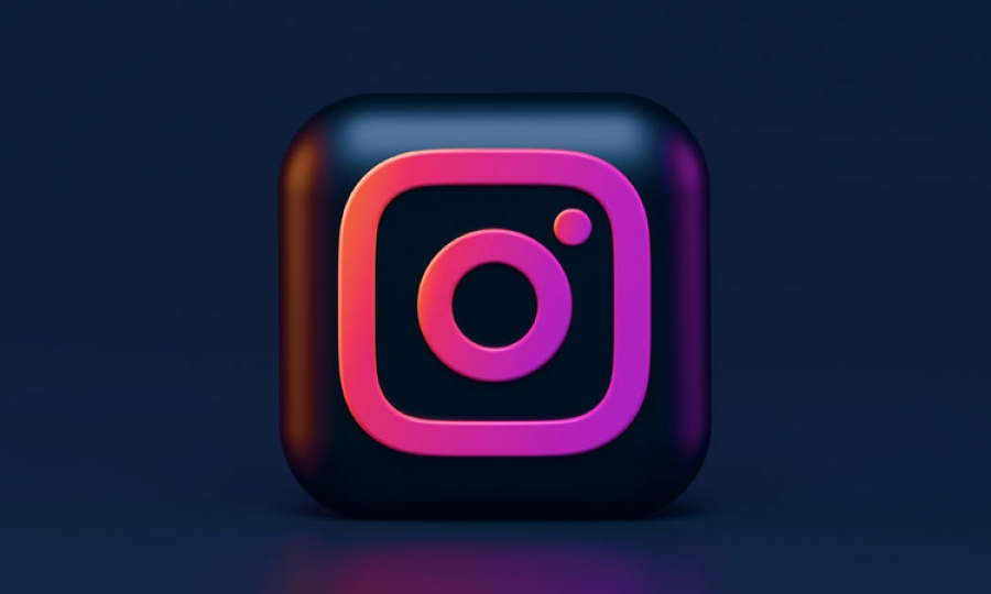 Real Instagram followers but design your Instagram posts by using Templates