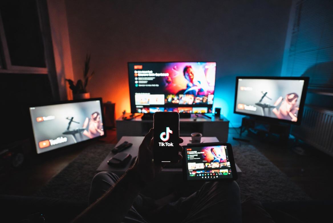 Netflix придумал binge-watching. Теперь он может его перерасти
