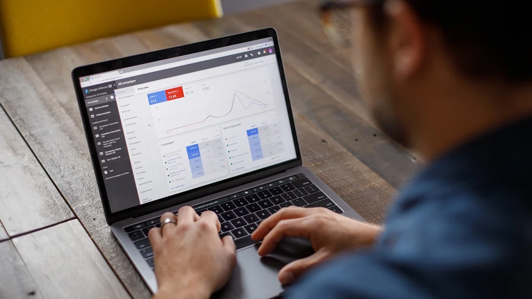 Специалист по контекстной рекламе: как зарабатывать больше?