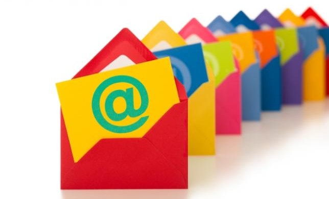 Работа с email-базой подписчиков
