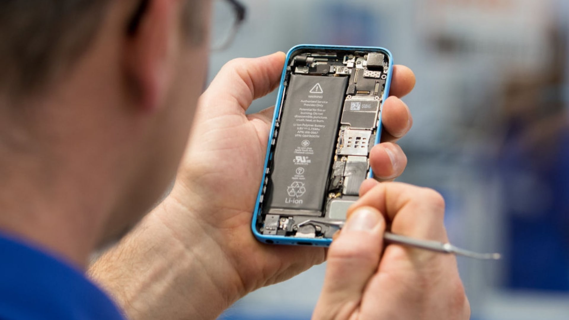 What is The Best Way to Get Your iPhone Repaired After They’re Broken?