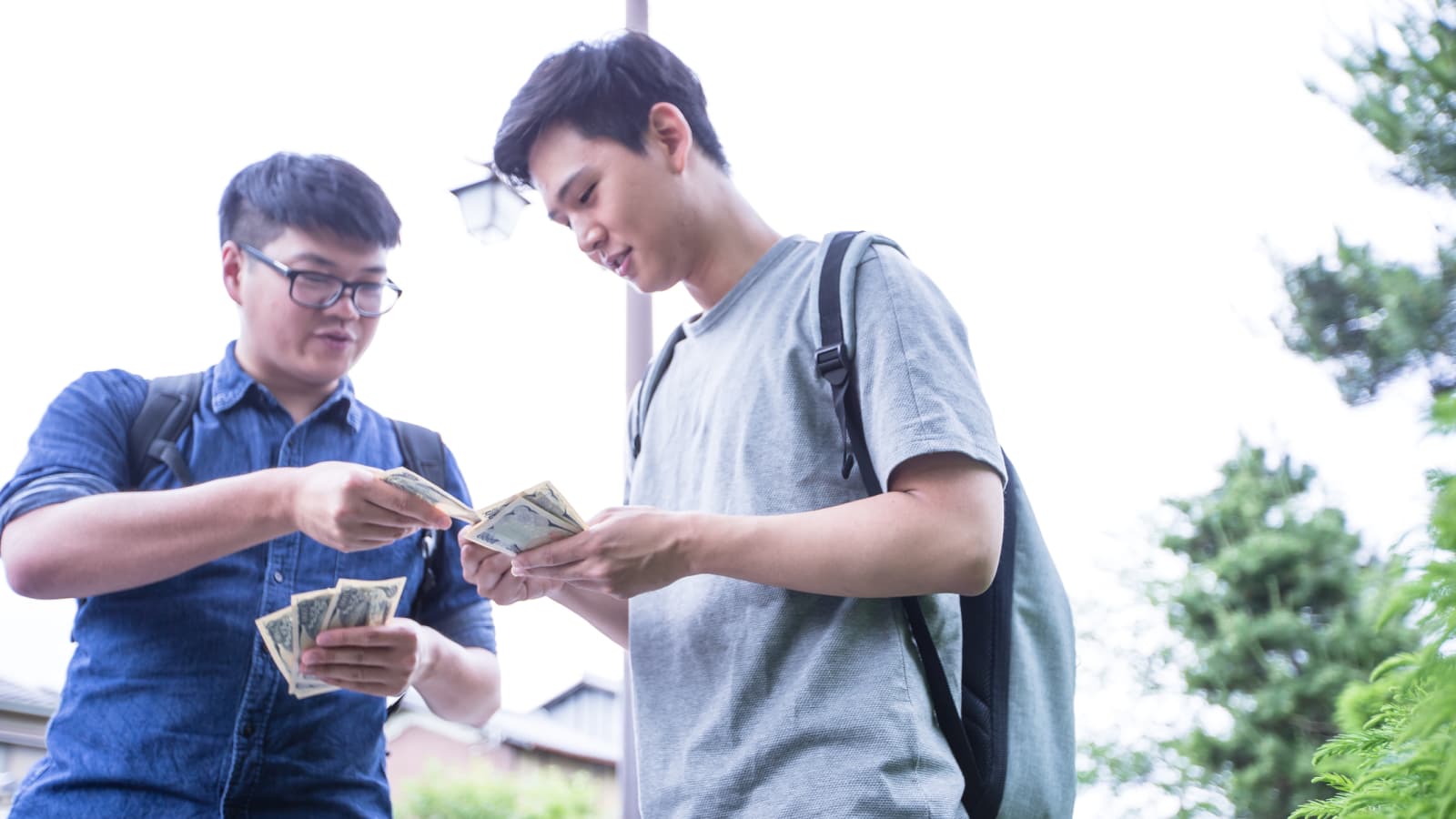 Should You Borrow Money from Your Friends?