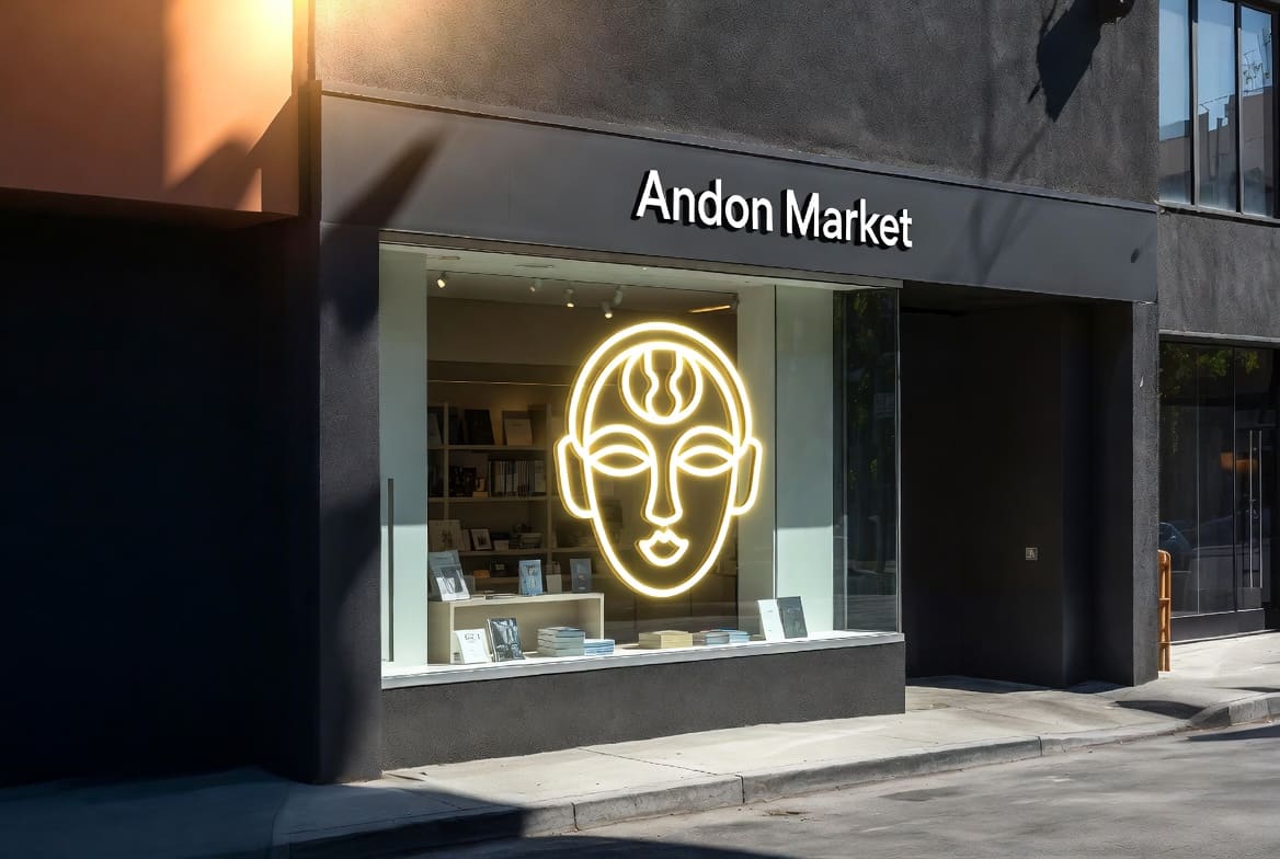 Луна — первый ИИ-директор: Как нейросеть открыла магазин и наняла людей