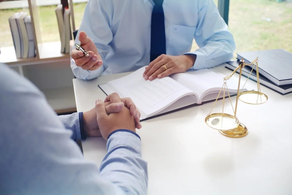 Кто такой андеррайтер: особенности профессии в страховой, инвестиционной и банковской деятельности