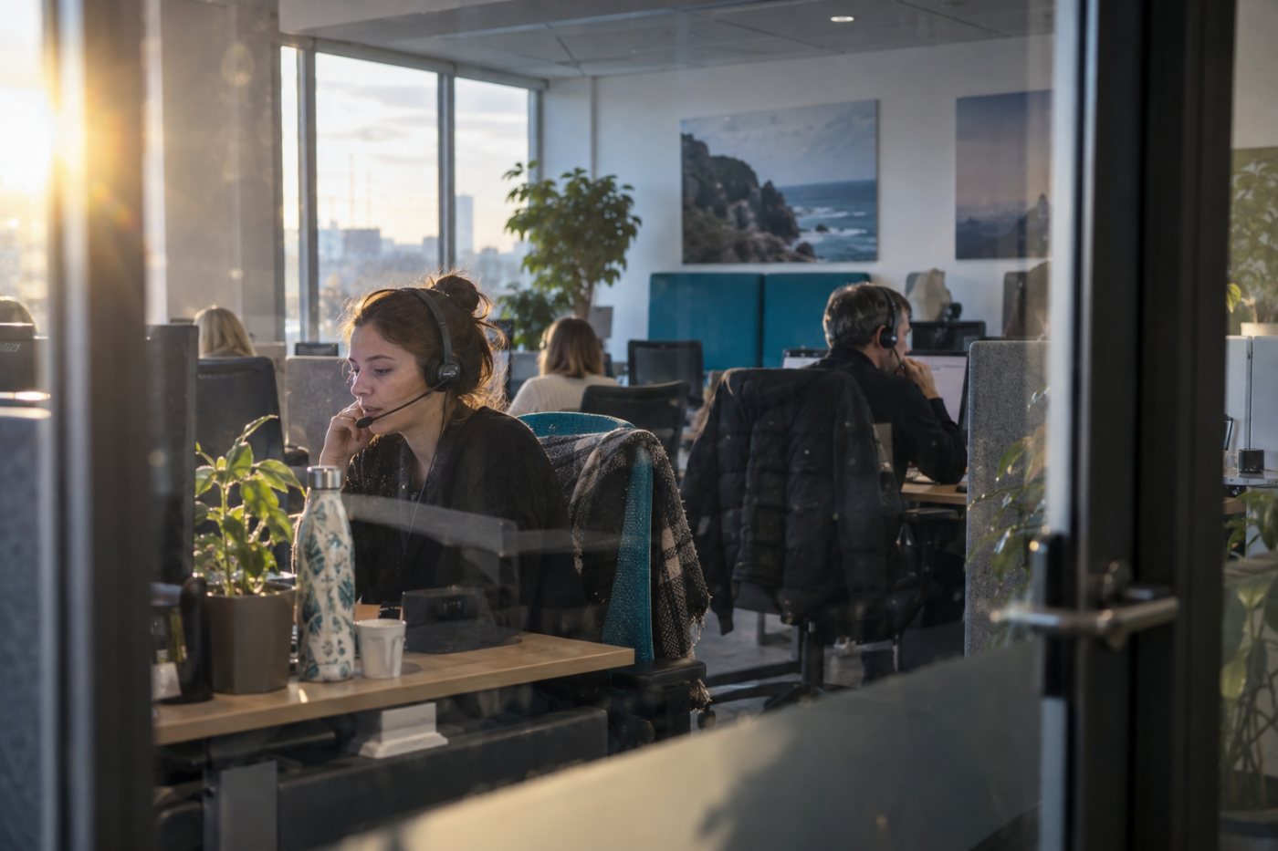 Chez Groupama Gan Vie, les conseillers traitent les appels tandis que la qualité des échanges fait l’objet d’un suivi.