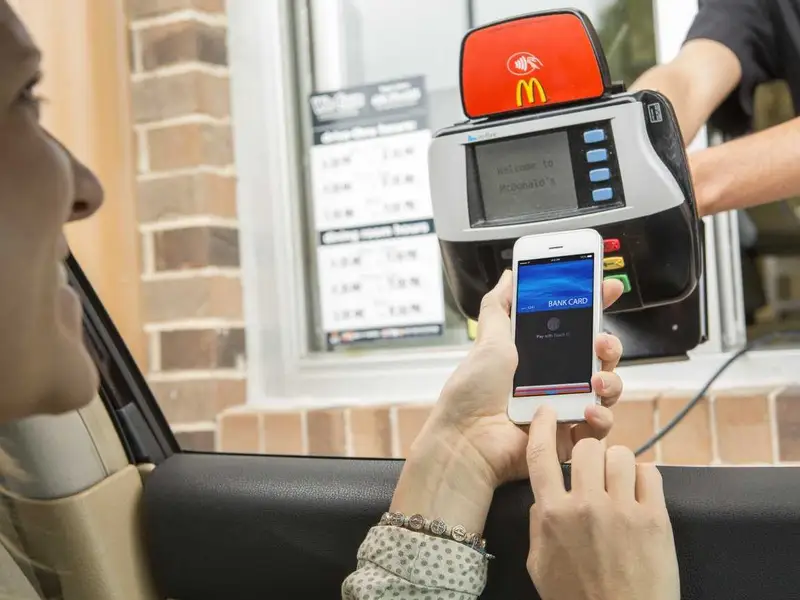 Does McDonalds Take Apple Pay
