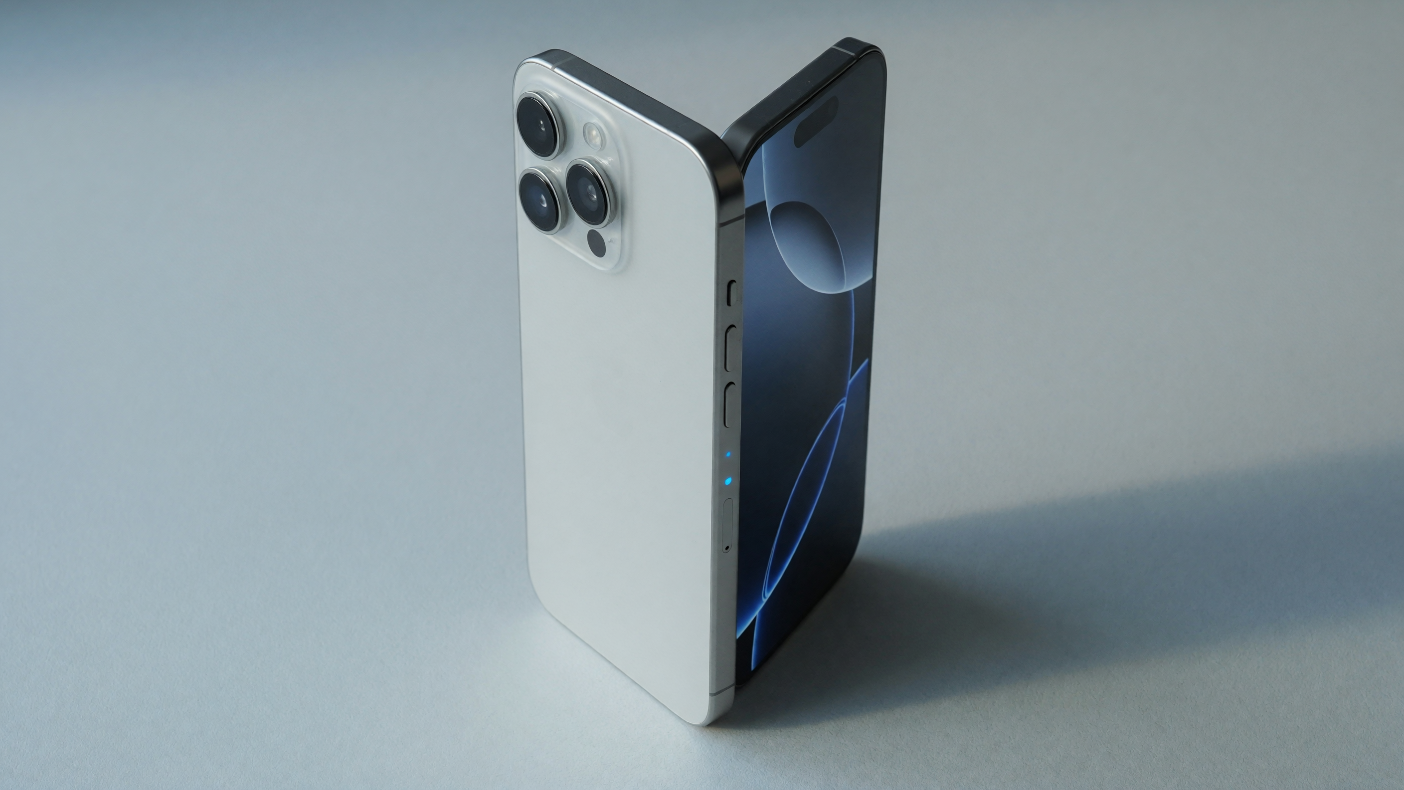 iPhone 17 Pro Aluminum Unibody, Vapor Chamber and Triple 48MP Cameras