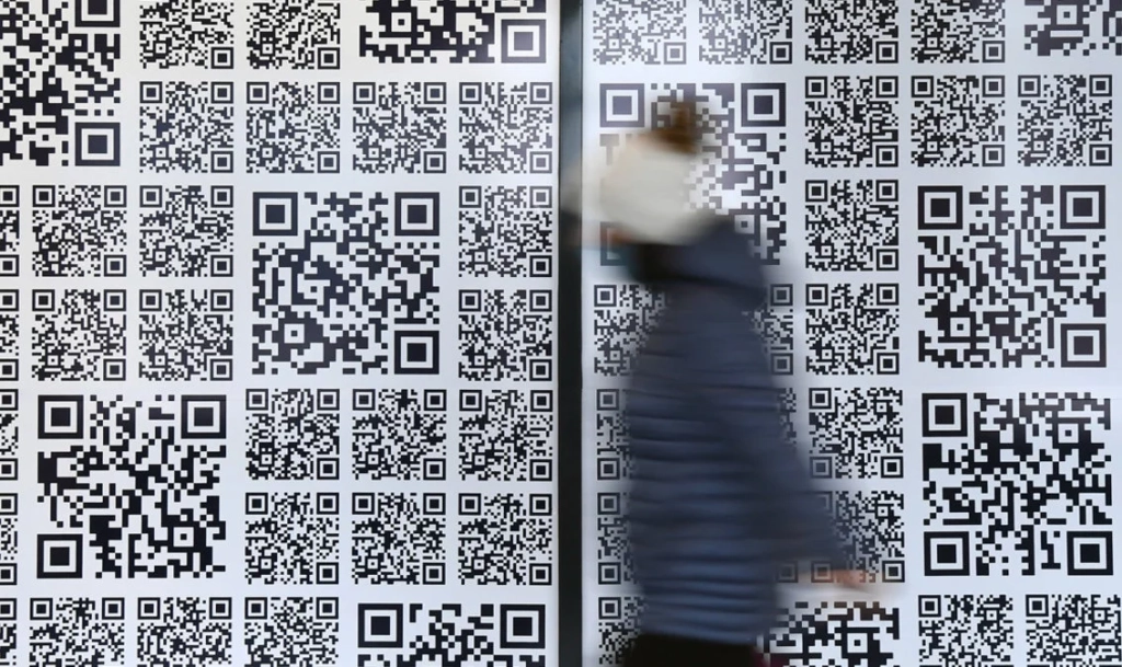 Перевести деньги QR-кодом: опасно или нет