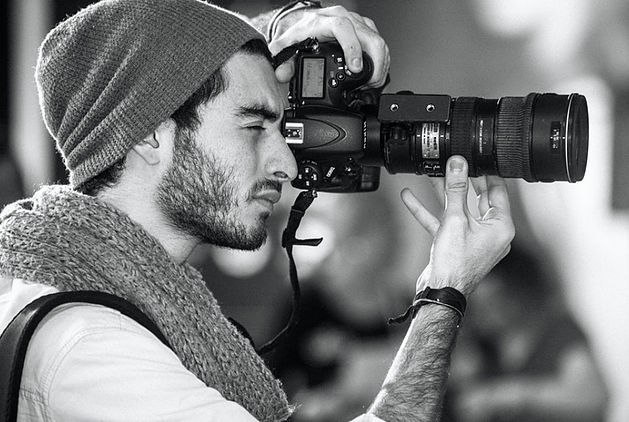 Сколько зарабатывает репортажный фотограф