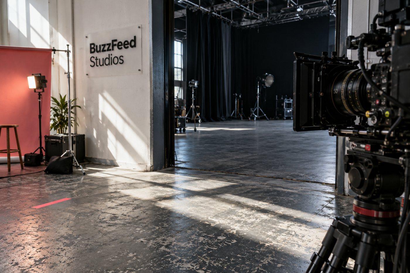 BuzzFeed Studios의 소셜 콘텐츠와 영화 제작 가능성 사이에 남아 있는 사용권·보수 조건