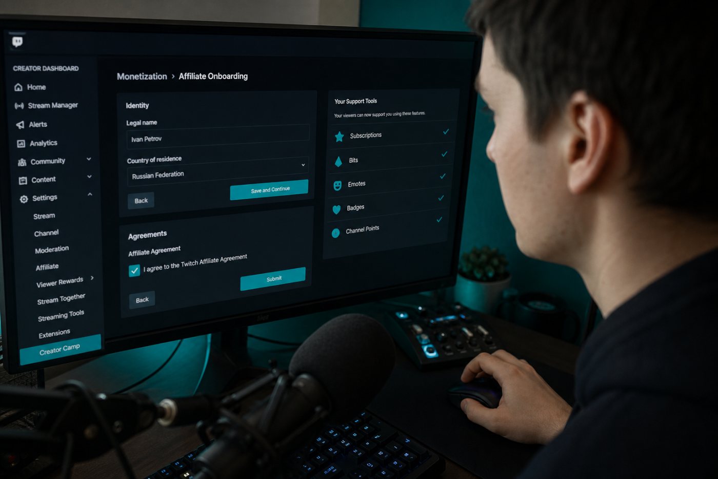 Новый стример завершает базовую настройку монетизации Twitch и открывает подписки, Bits и инструменты сообщества.