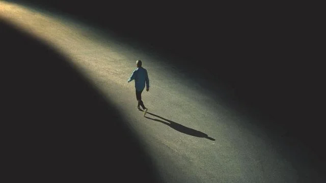 Чувство одиночества – что это такое, как его принять и обезвредить