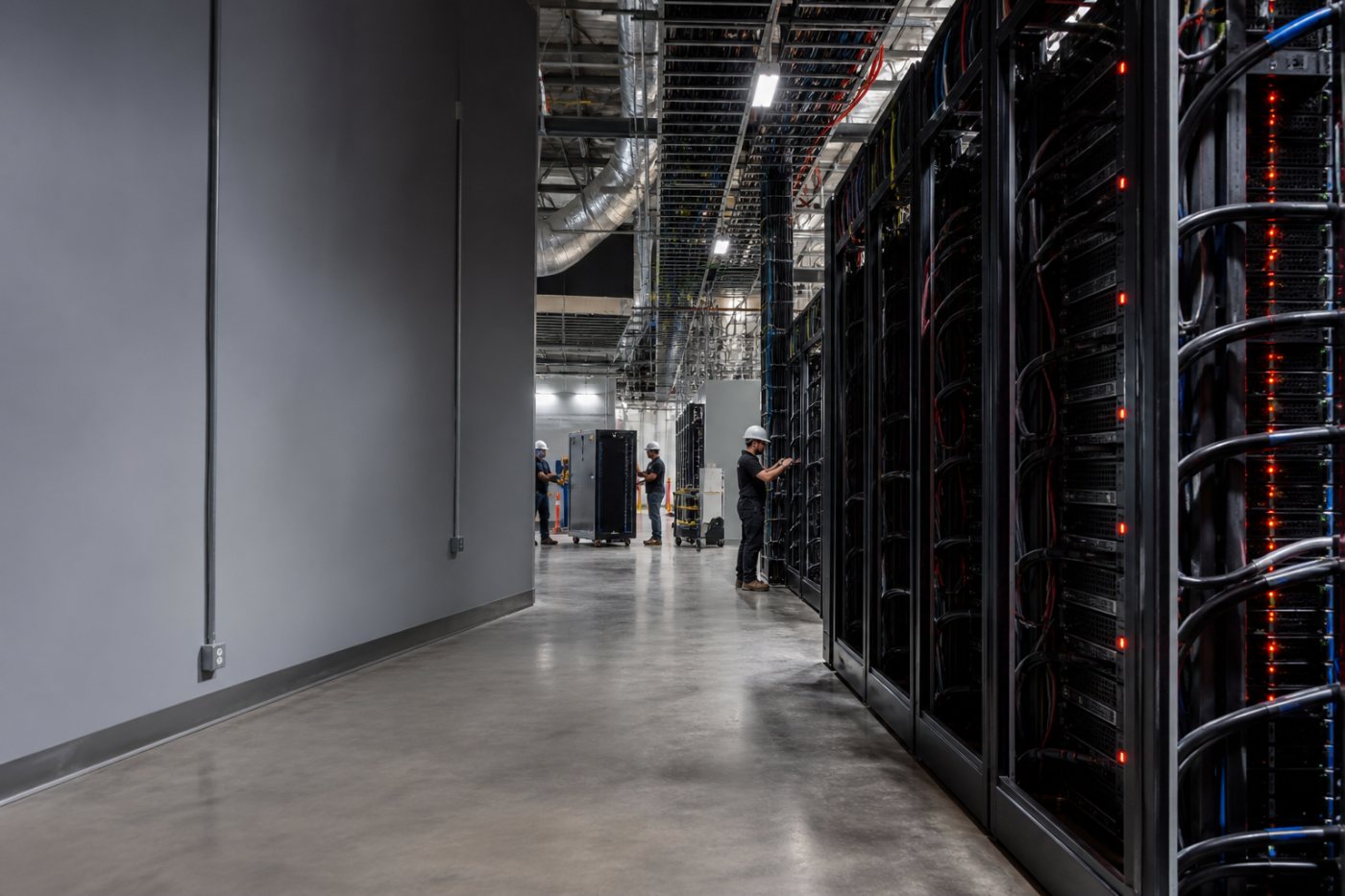 La expansión de computación para Claude reduce el margen operativo trimestral proyectado de Anthropic.