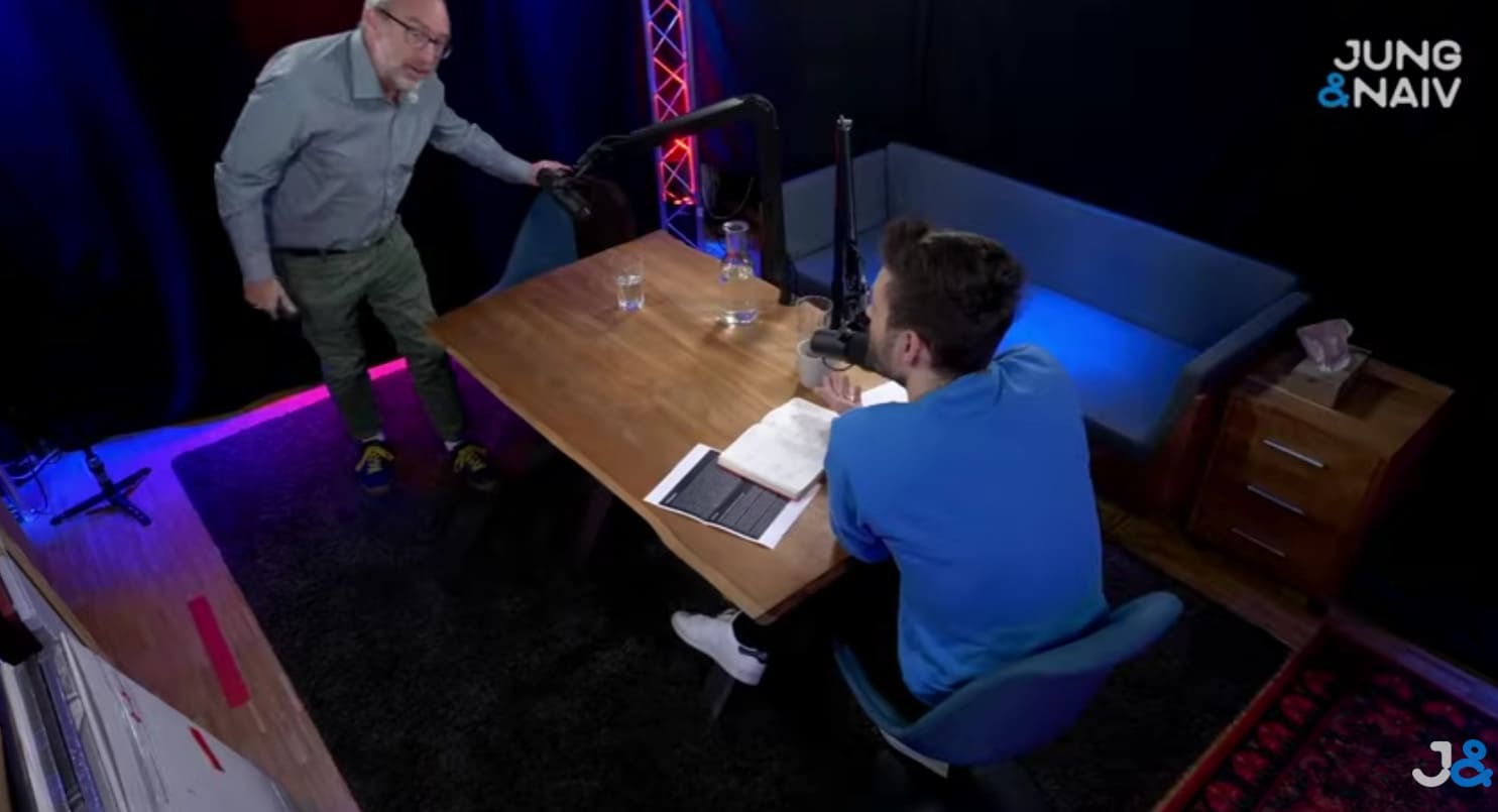 Wikipedia Founder Storms Out of Interview After 48 Seconds Over Co-Founder Question