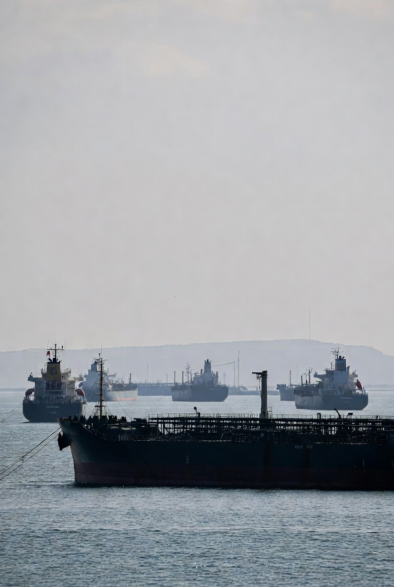 The 0 Oil Scenario: Beyond the Strait of Hormuz Closure