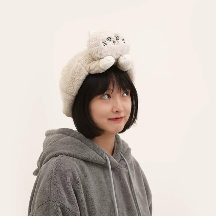 China's Cuteness Overload: Adorable Cat Hats That'll Melt Your Heart – And Why You Need Them Now