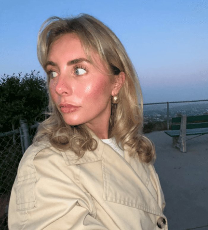 OnlyFans star discloses the most frequent reasons why married men pay for her services.