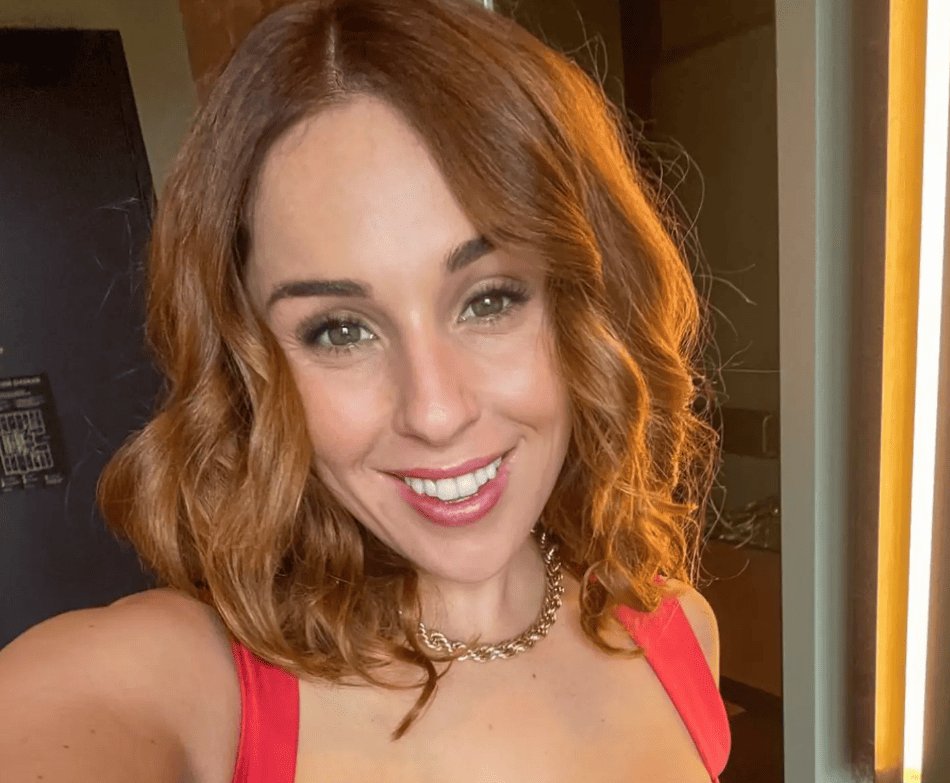 Hawthorne shares advise on how to act out the fantasy in a healthy and safe way. (Instagram/@nova_hawthorne)