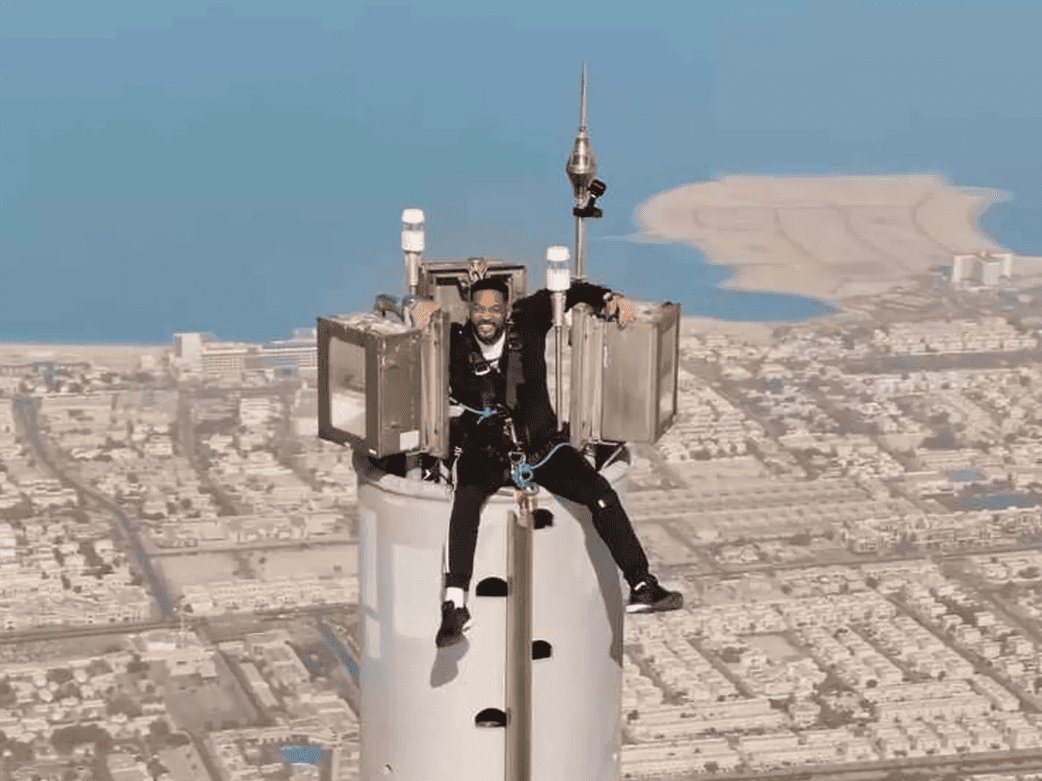 Will Smith on top of the Burj Khalifa. (YouTube)