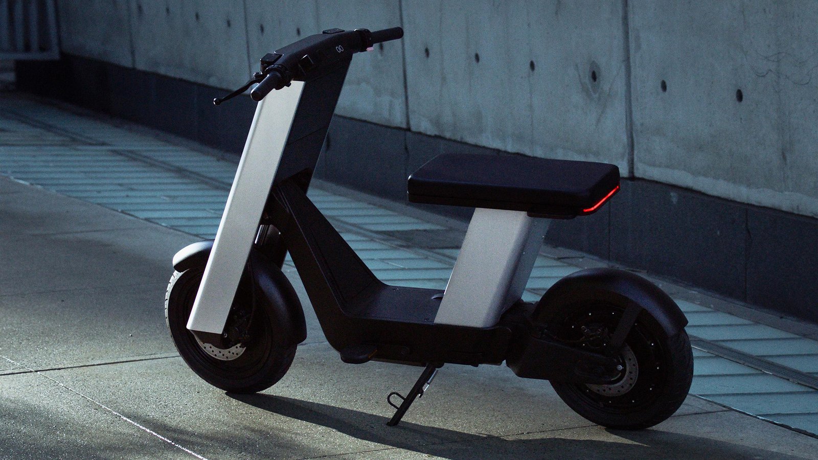 US Startup Unveils Electric Moped: A Cybertruck-Meets-Stool Hybrid